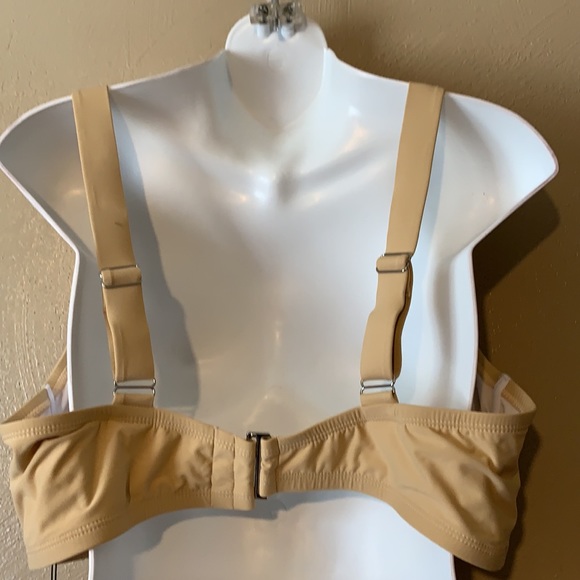 Fashion Nova 2-pc front twist Beachy Summer Swimwear - Picture 5 of 6